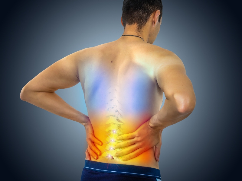 Đau lưng dưới là tình trạng đau vùng thắt lưng